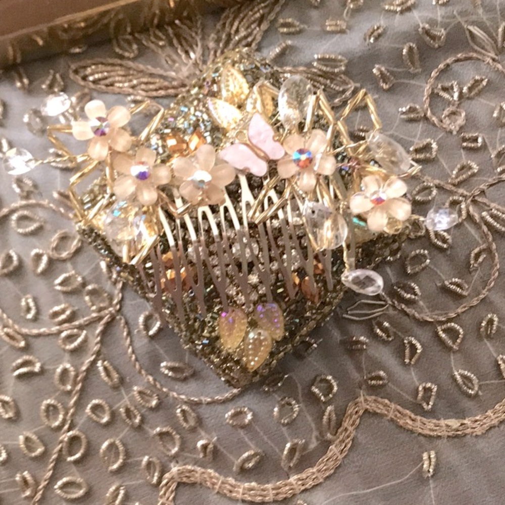 🦋28=Butterfly Collection hair comb (40% off)